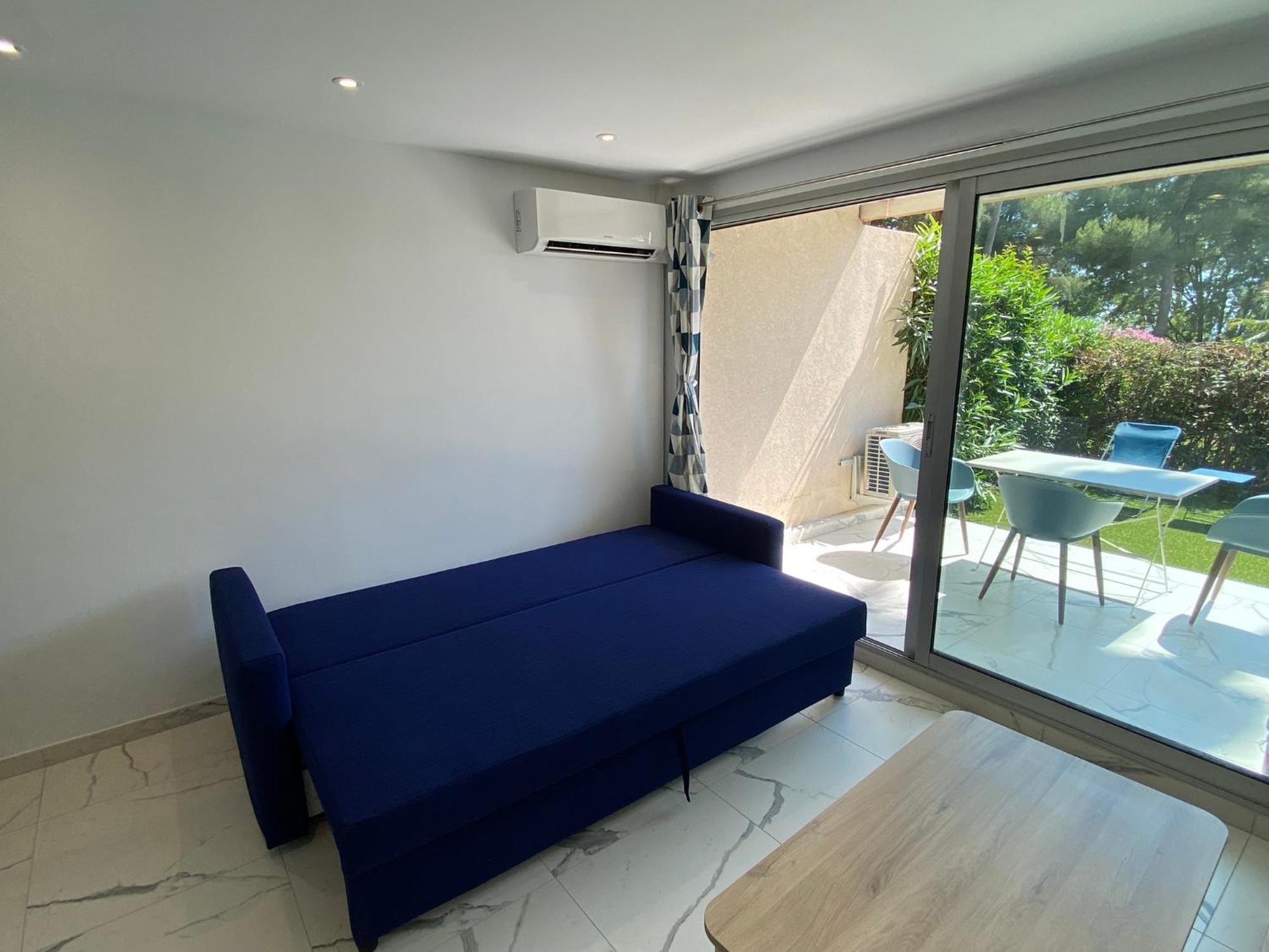 Appartement Face Mer Et Port Santa Lucia Climatise Et Wifi Saint-Raphaël Exterior foto